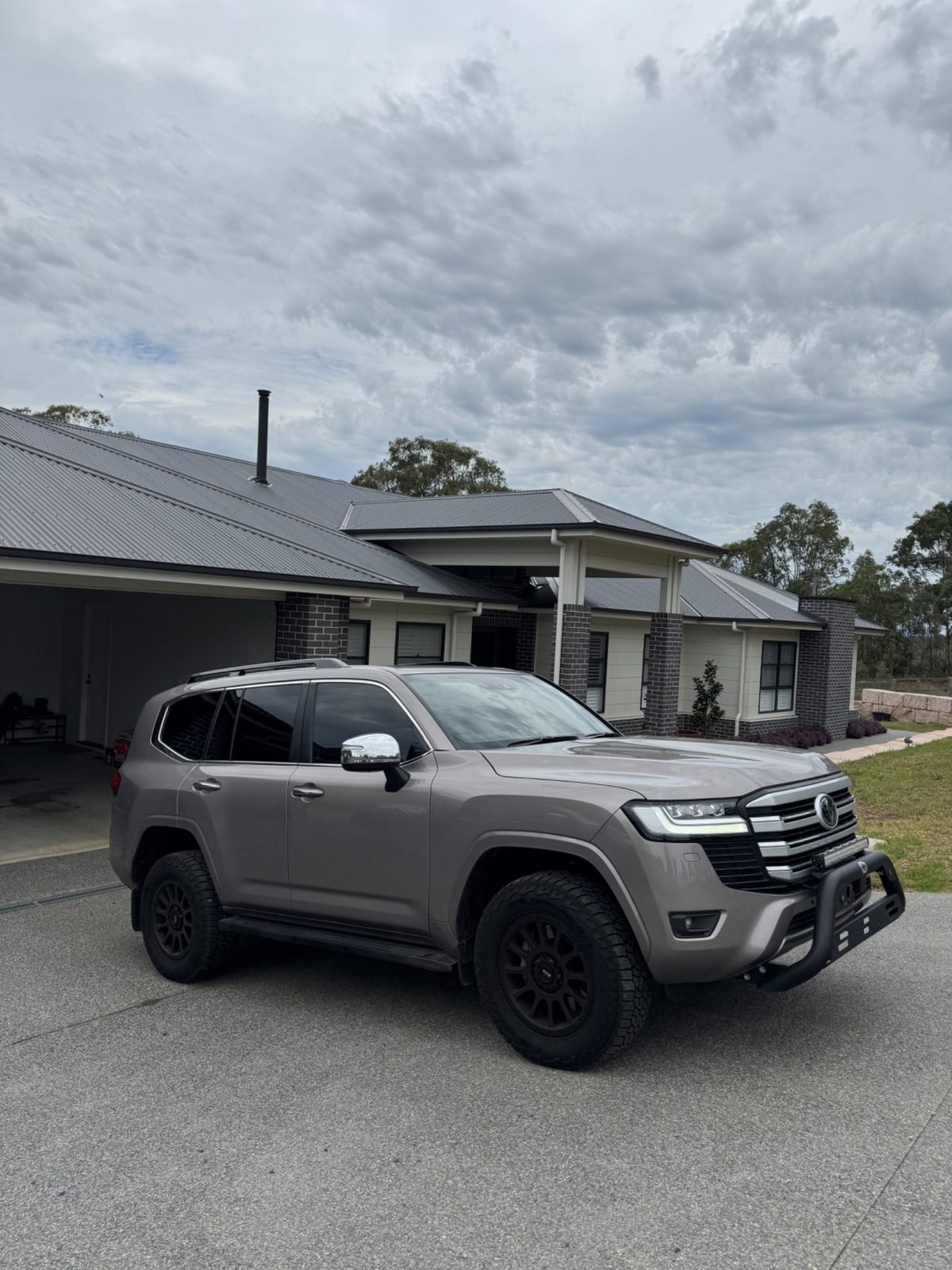 300 Series LandCruiser ceramic window tint